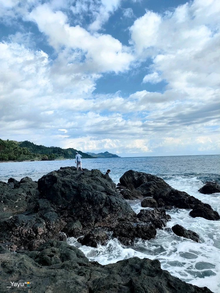 GIF uploaded by Yayu
