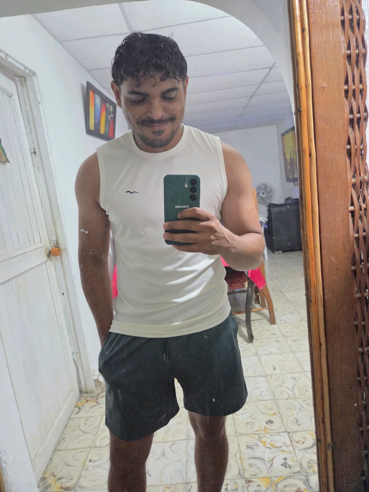 Fredy يۈكلىگەن GIF