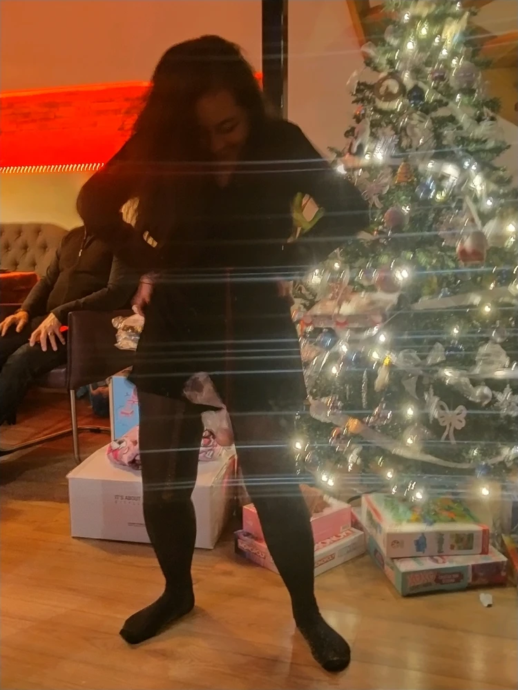 GIF diunggah oleh Leilani