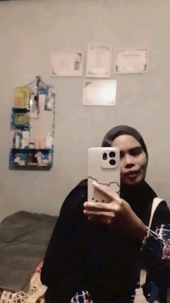 Alwia M ਵੱਲੋਂ ਅੱਪਲੋਡ ਕੀਤਾ GIF
