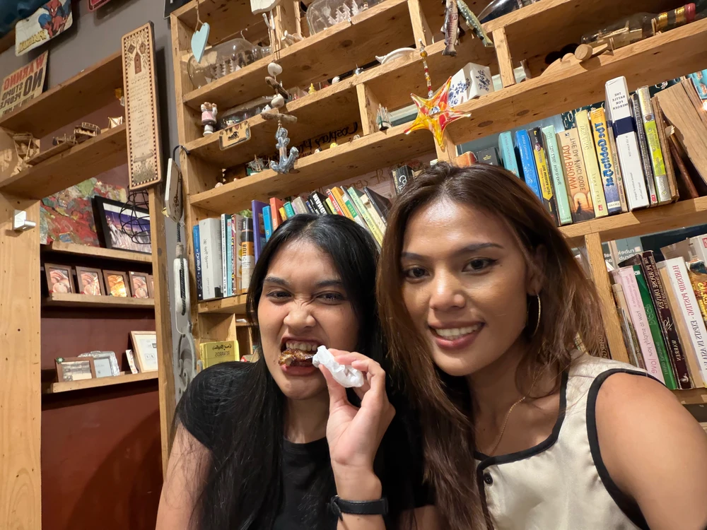 GIF uploaded by Elsha