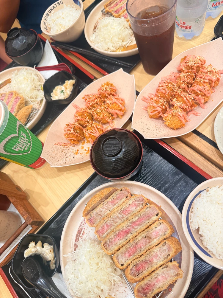 GIF uploaded by Vi