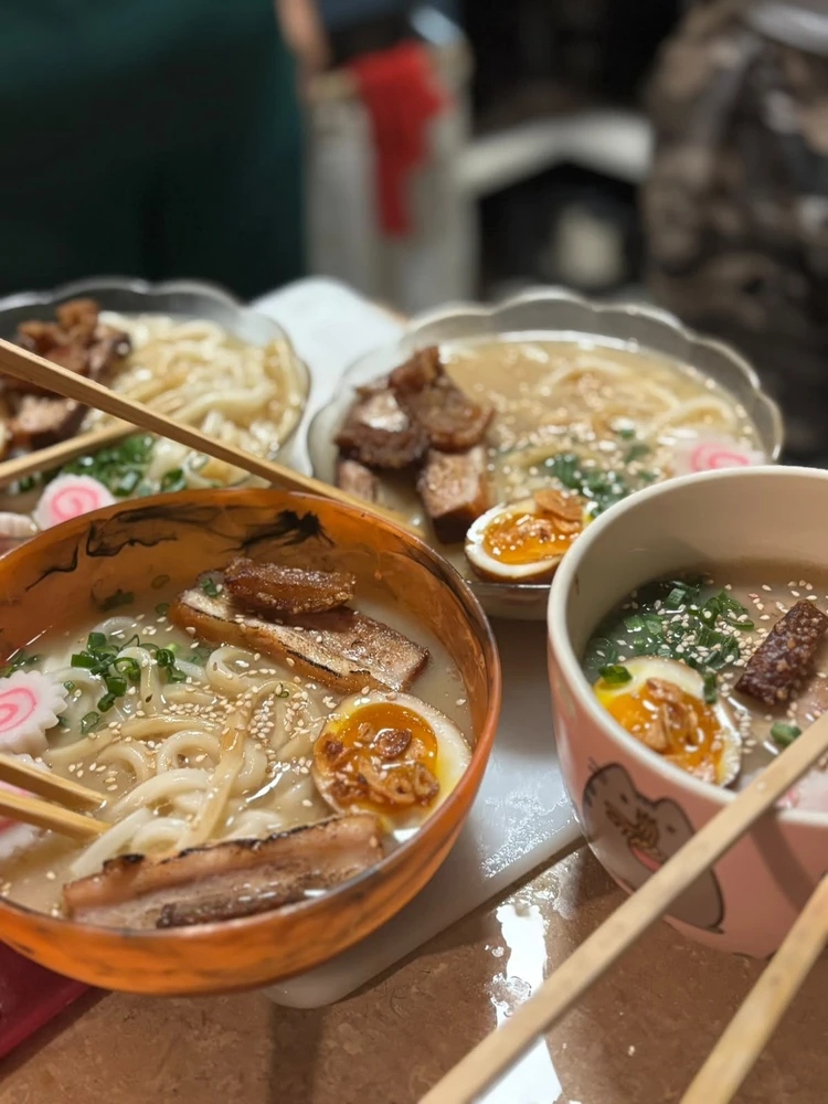 GIF uploaded by Mariel