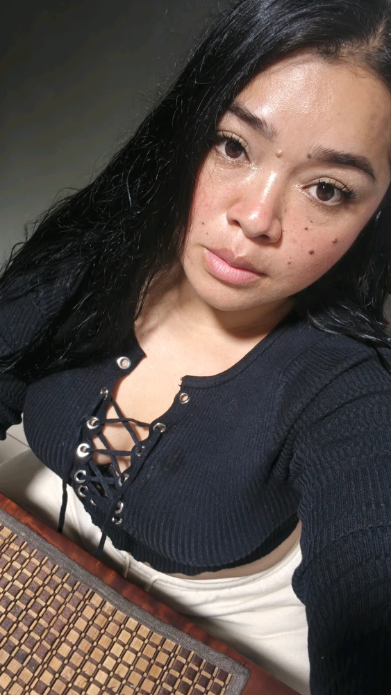 GIF uploaded by Yessy
