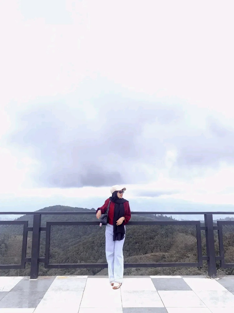 GIF uploaded by Andria