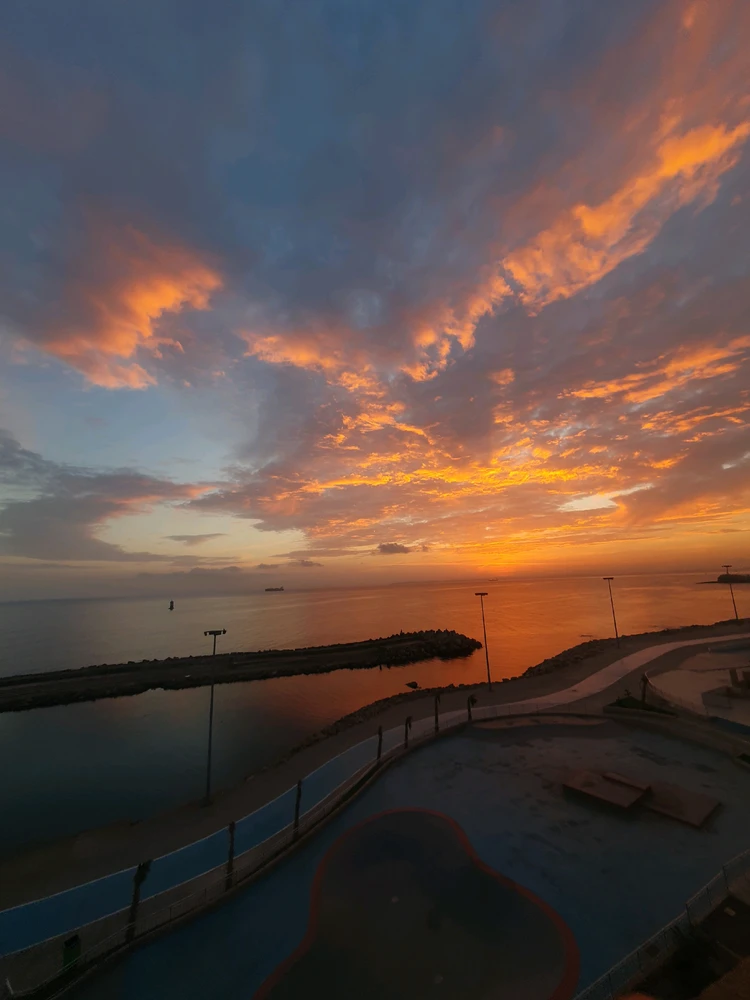 GIF uploaded by Anis