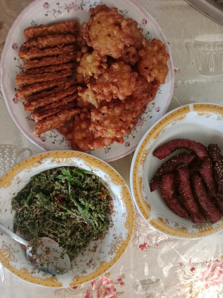 GIF uploaded by Liii