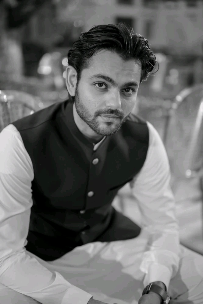 GIF uploaded by Mustafa