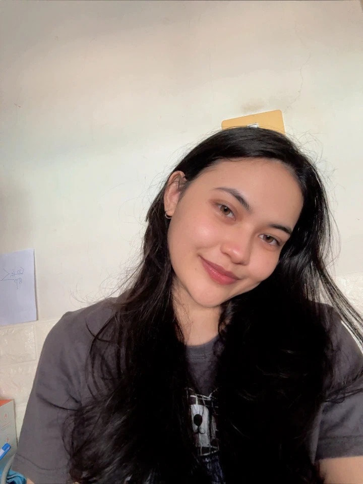 GIF uploaded by Nada