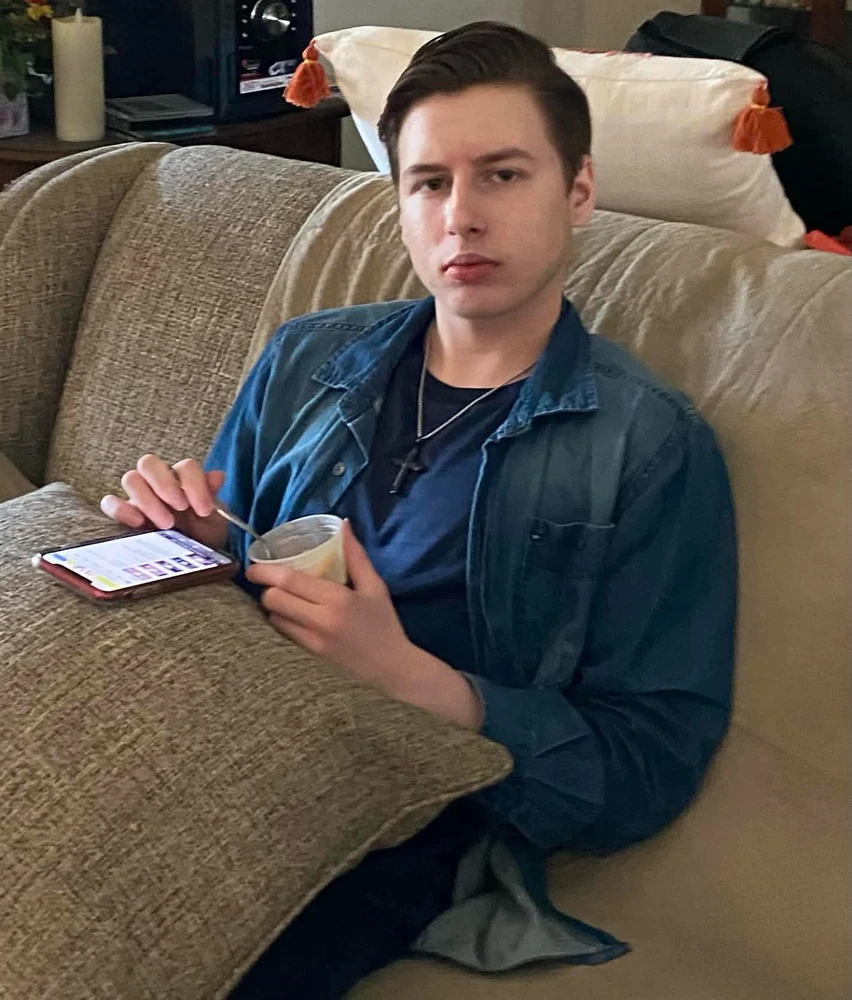 GIF nke Gavin bugoro