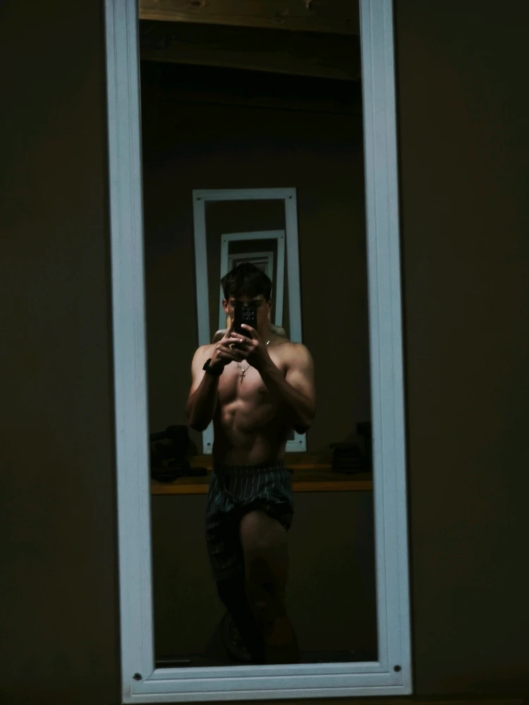 GIF uploaded by Morné