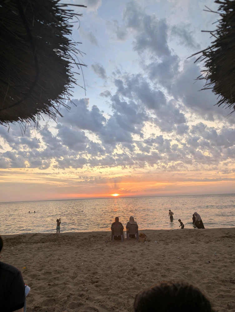 GIF uploaded by Hafiid