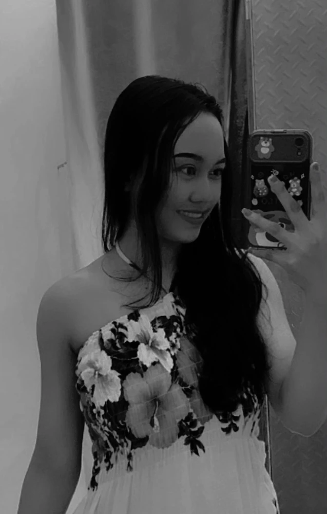 GIF uploaded by Moon Anaa