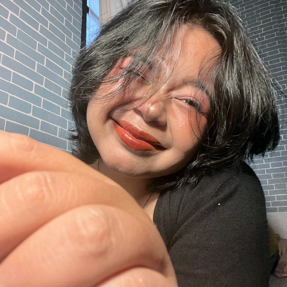 GIF uploaded by Hayati