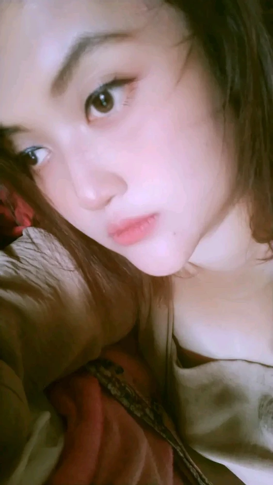 GIF ארויפגעלאדן דורך Rara