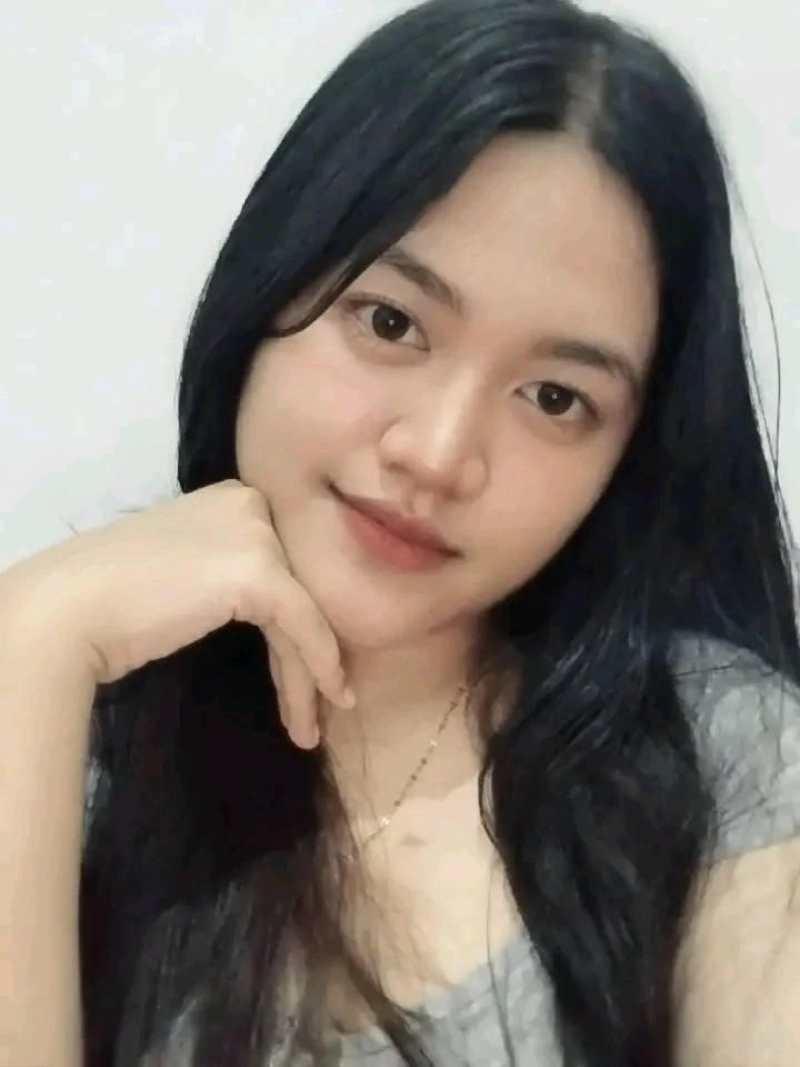 GIF uploaded by Ciaa