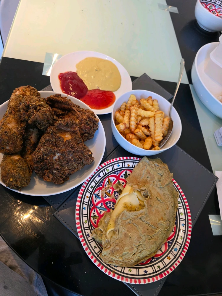 Image uploaded by Jaroy