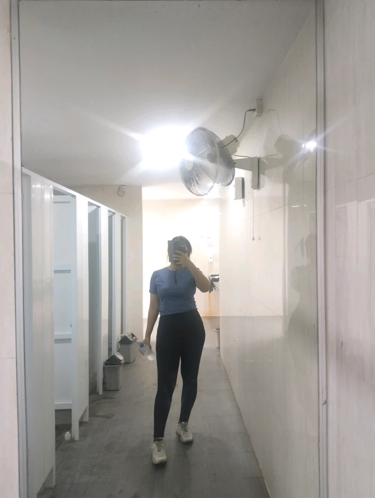GIF uploaded by Tasya