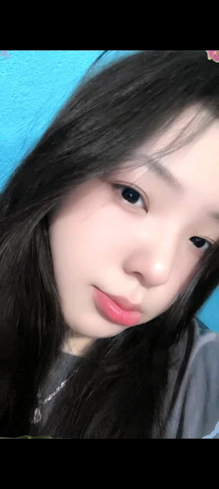 GIF uploaded by Hồng Loan