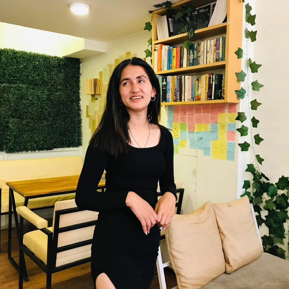 GIF uploaded by Hitina Kunai