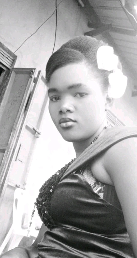GIF uploaded by Tinah baby