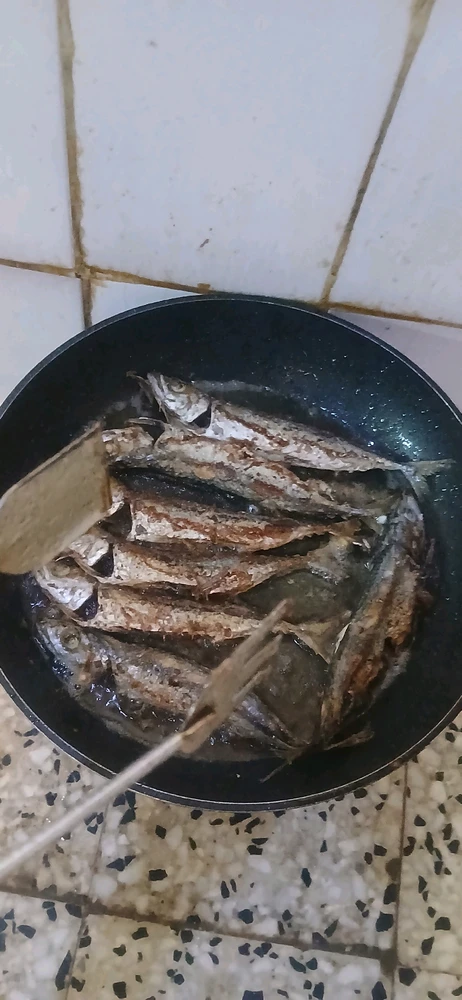 GIF uploaded by Jv