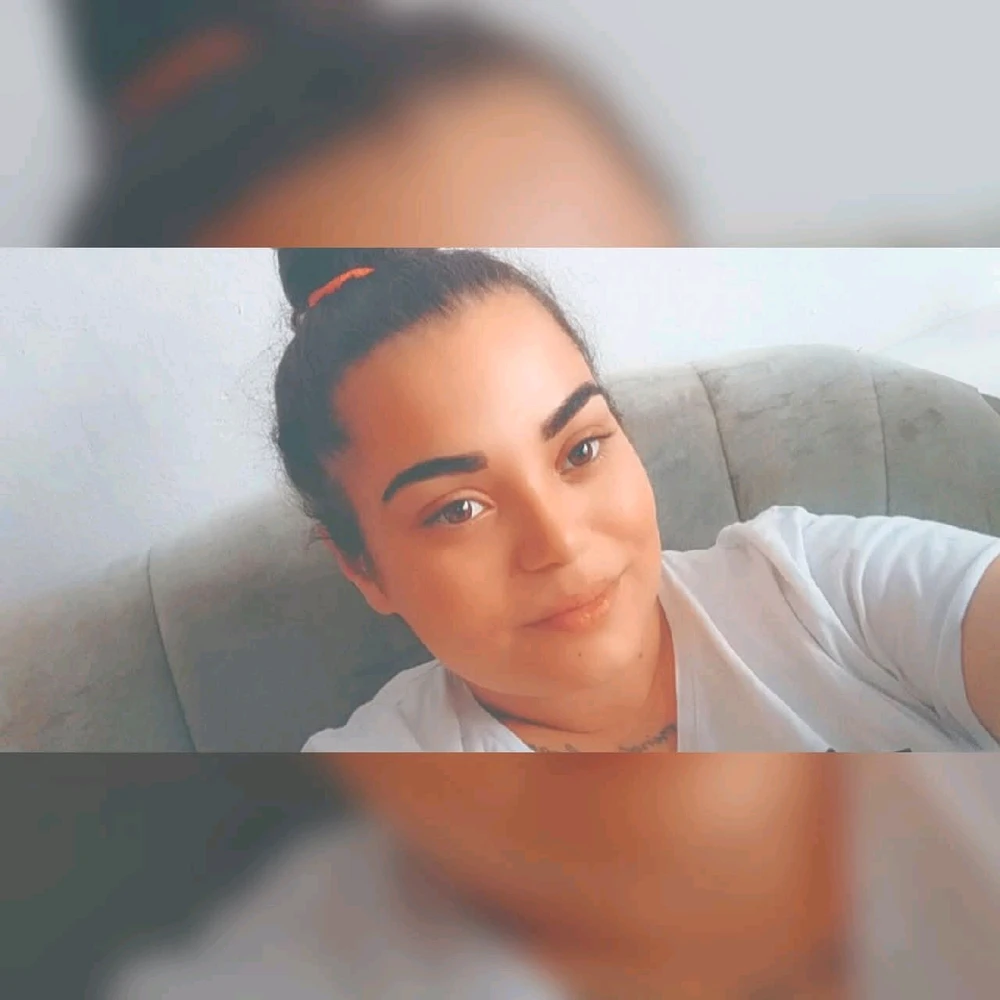 GIF uploaded by Krisztina