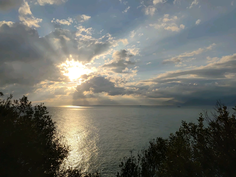 GIF uploaded by Rayvaan
