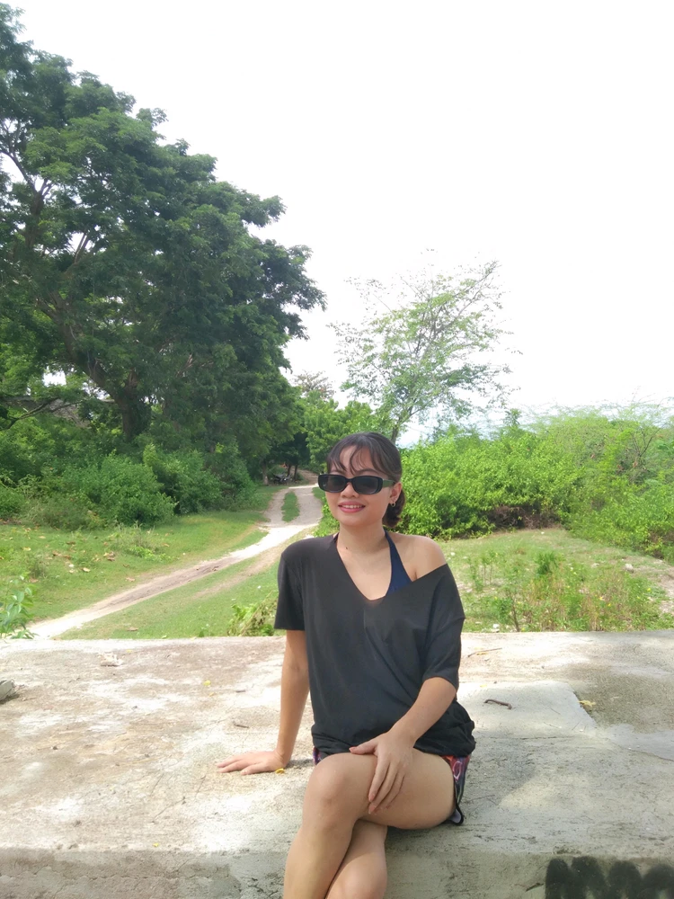 GIF uploaded by Yannie