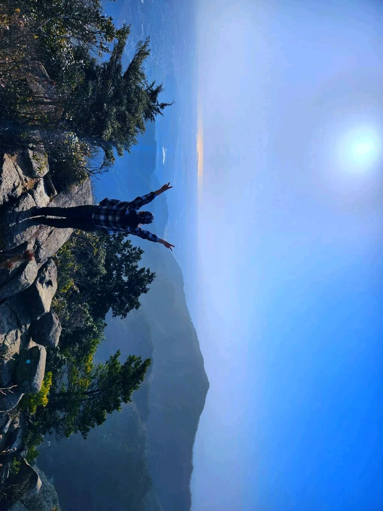 GIF uploaded by Malu
