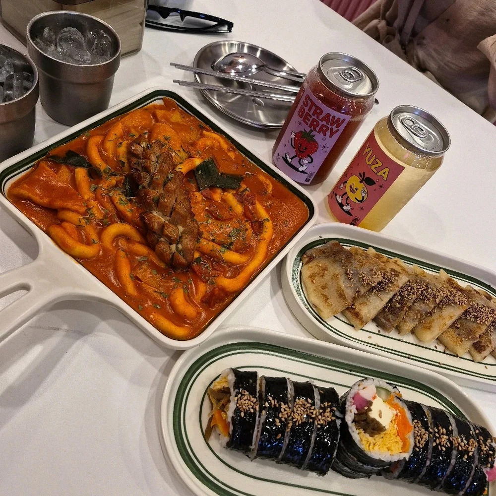 GIF uploaded by nana
