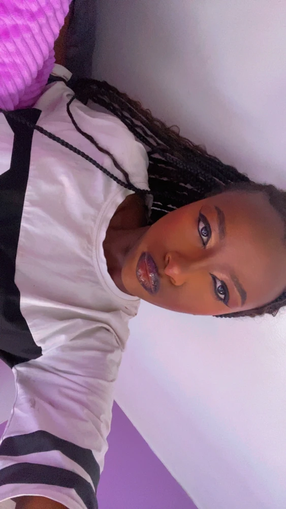 Leysha上传的GIF