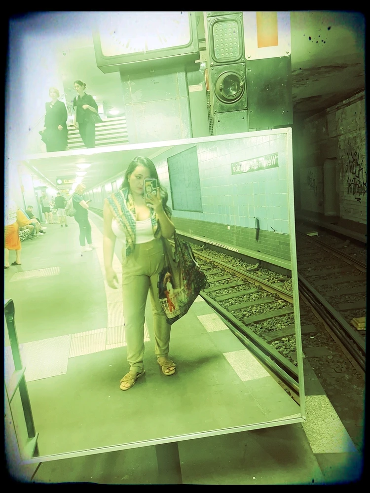 GIF uploaded by Leilani