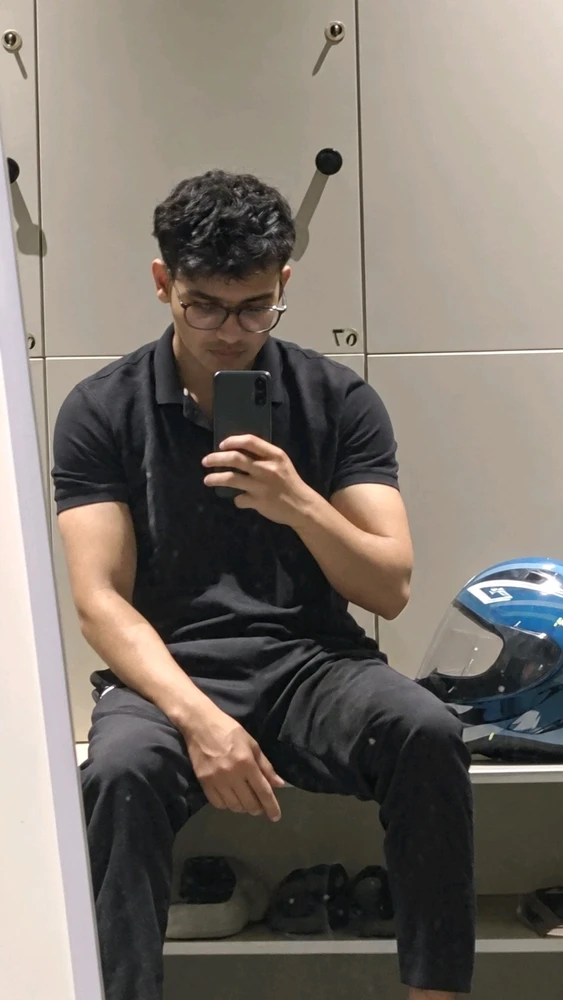 GIF dimuat naik oleh Chitresh