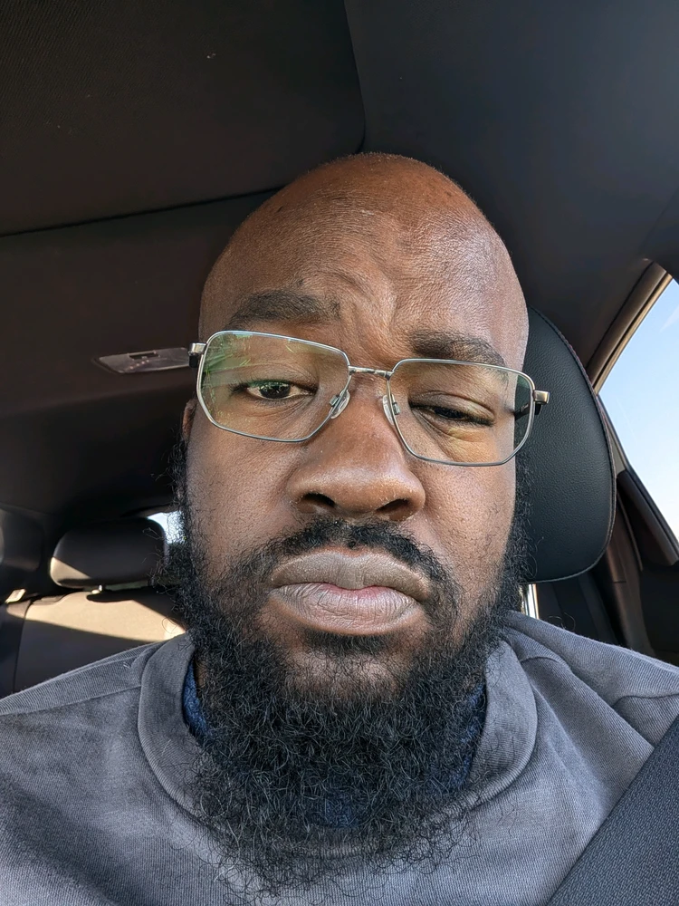 GIF uploaded by Darius