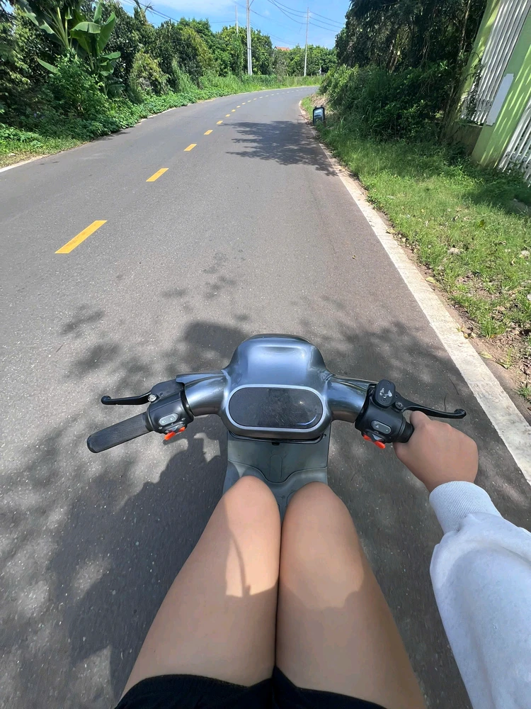 GIF uploaded by Hồng Loan