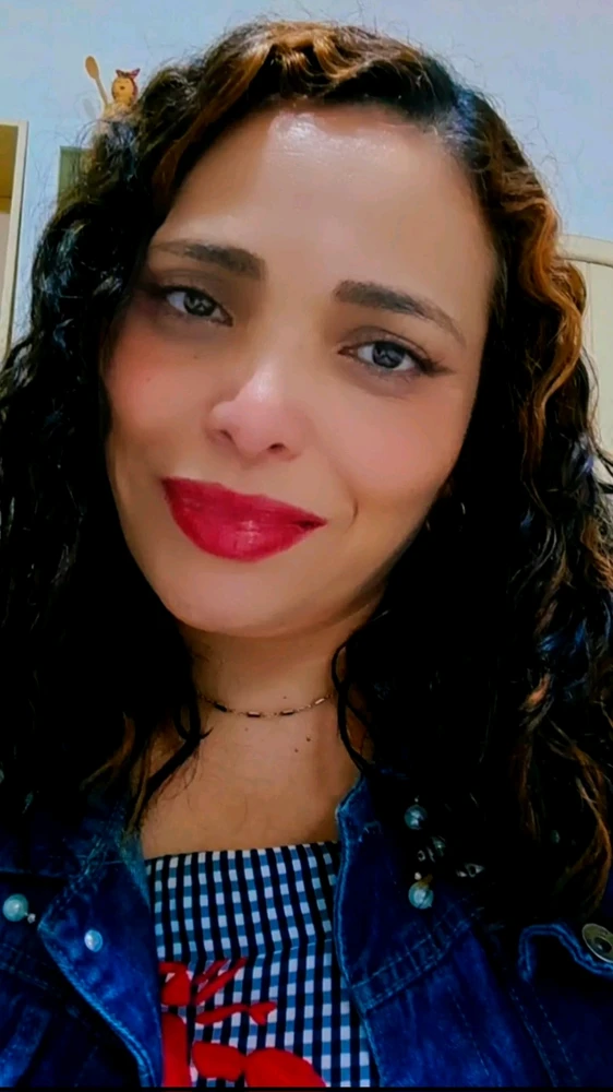 GIF uploaded by Bárbara