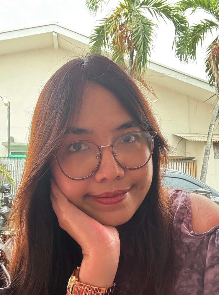 GIF diunggah ku Val