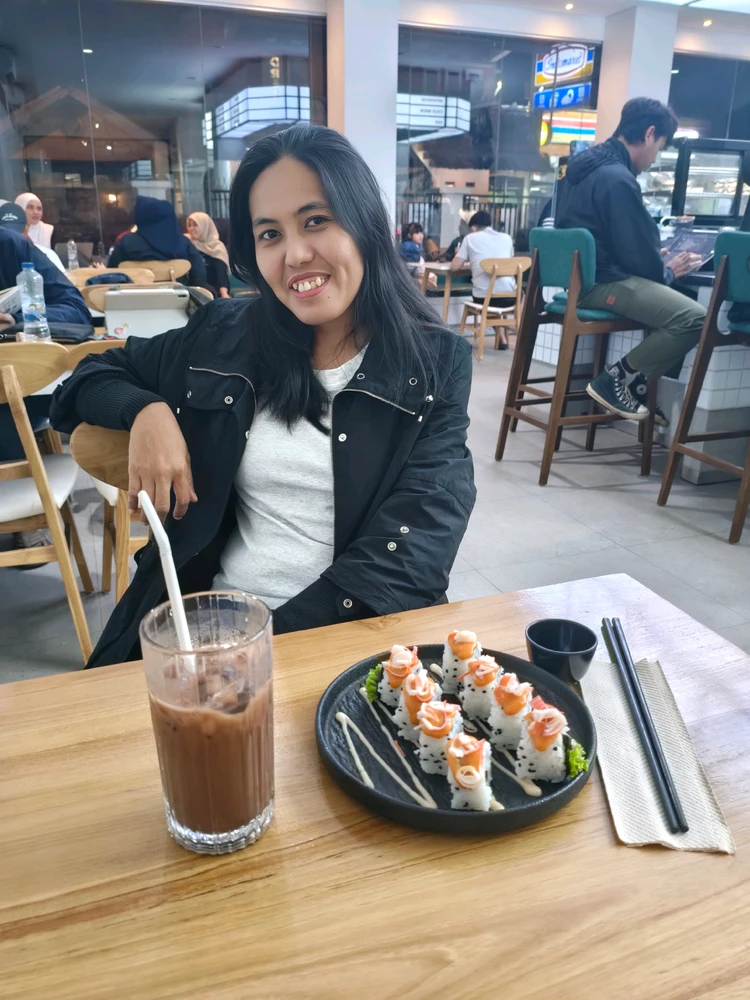 GIF napetrak'i Febby
