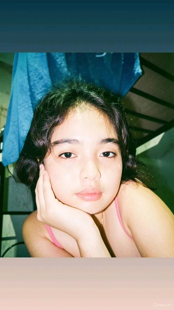 GIF uploaded by Collaine