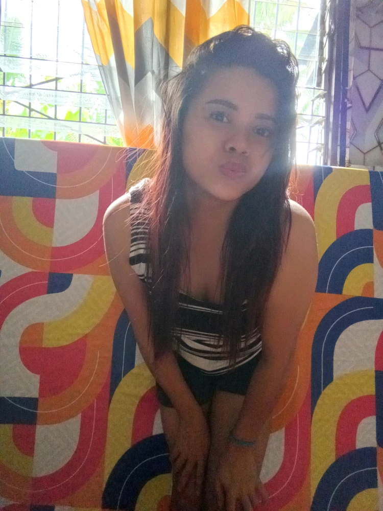 GIF uploaded by Jovelyn