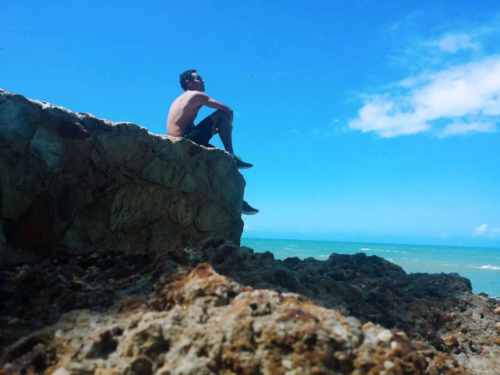 GIF uploaded by Clayton Costa