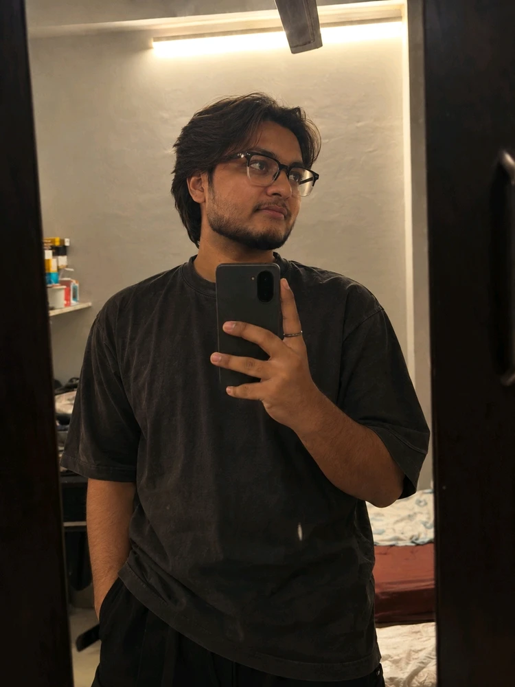 GIF sent inn af Kirtan Patel