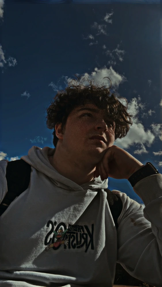 GIF učitao/la Lewis