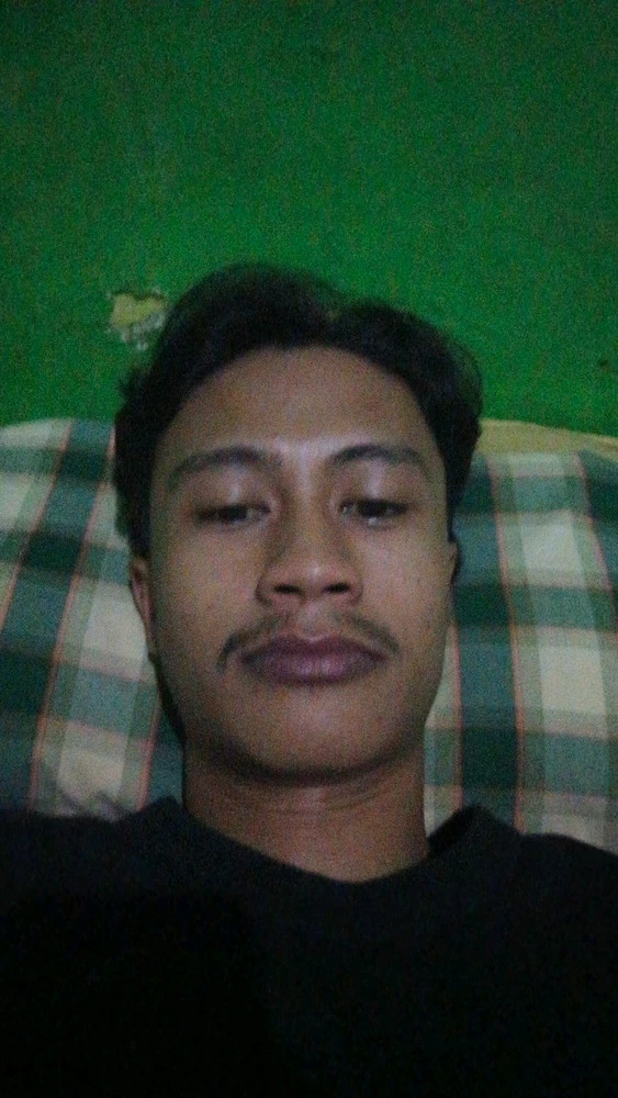 RATANG tomonidan yuklangan GIF