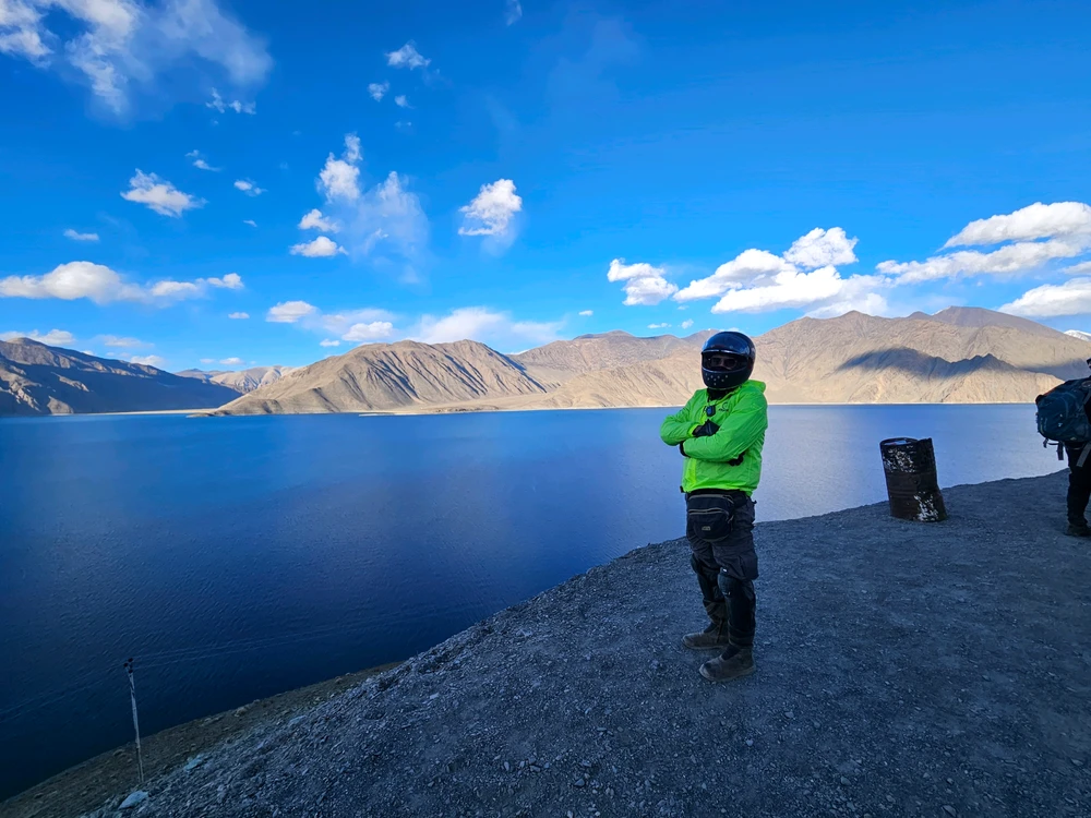 Pangong Tso at 14270 ft