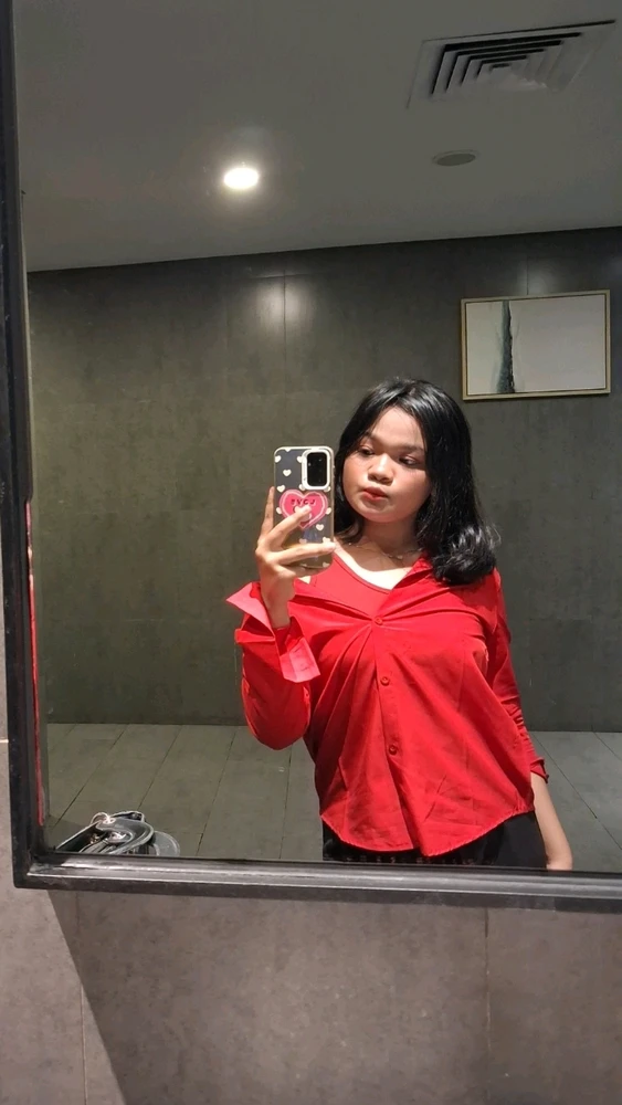 jihyeon ने अपलोड केलेला GIF
