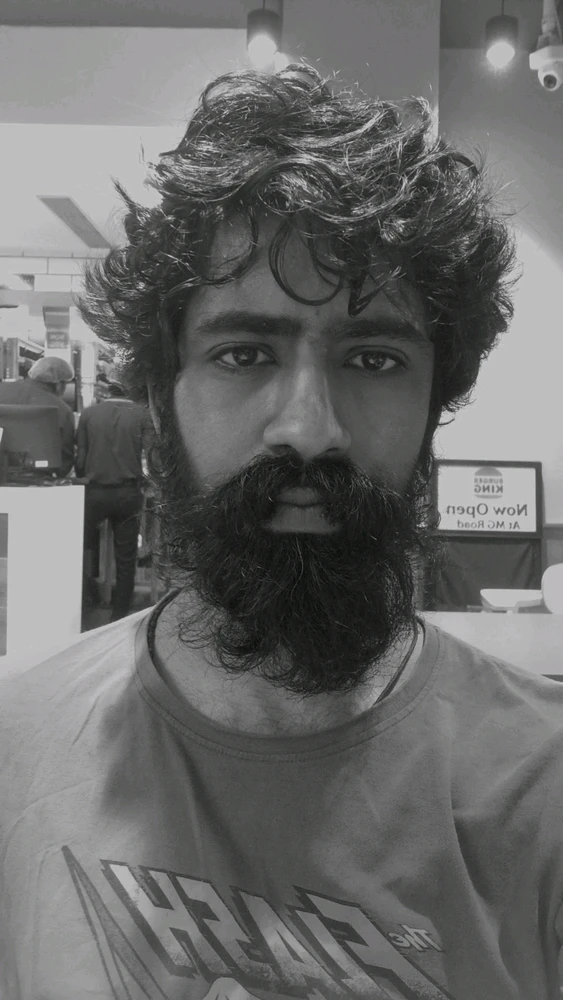 I-GIF ilayishwe ngu-Bharath
