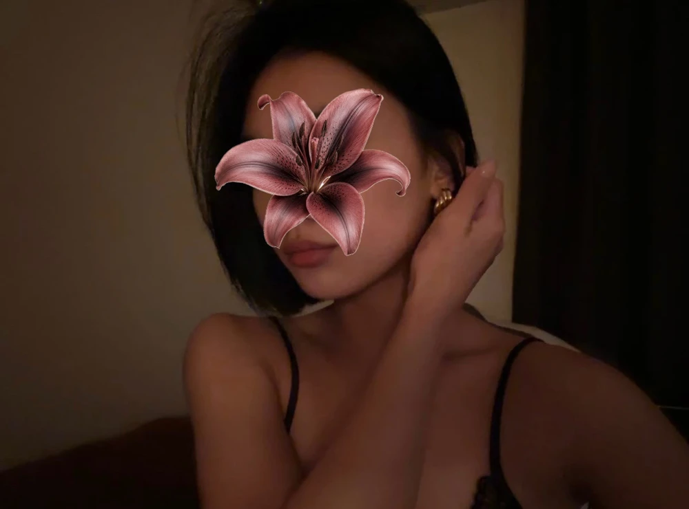 GIF uploaded by Gisela Orealine