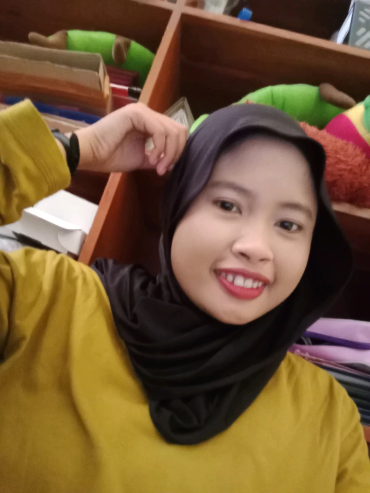Picha iliyopakiwa na Tri Ningsih